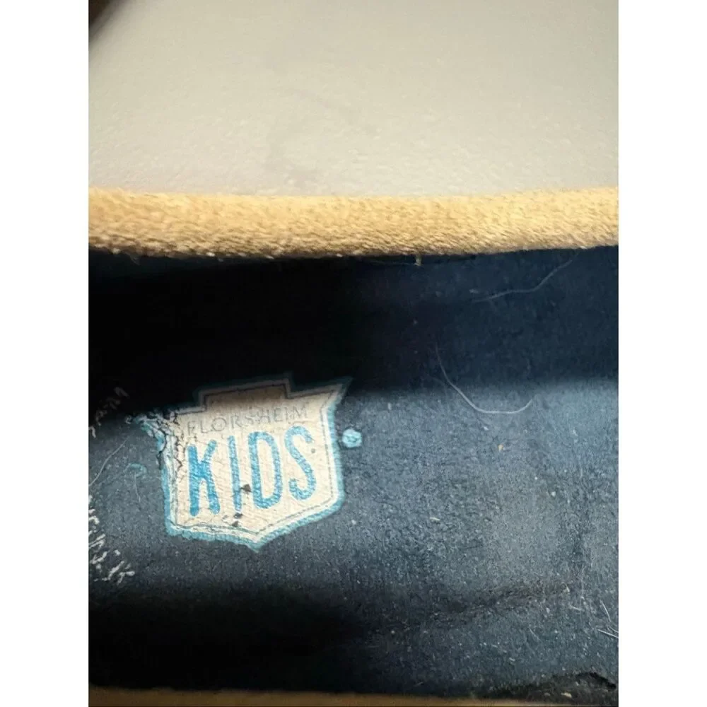 Florsheim Kids suede penny loafers light tan size 5M
